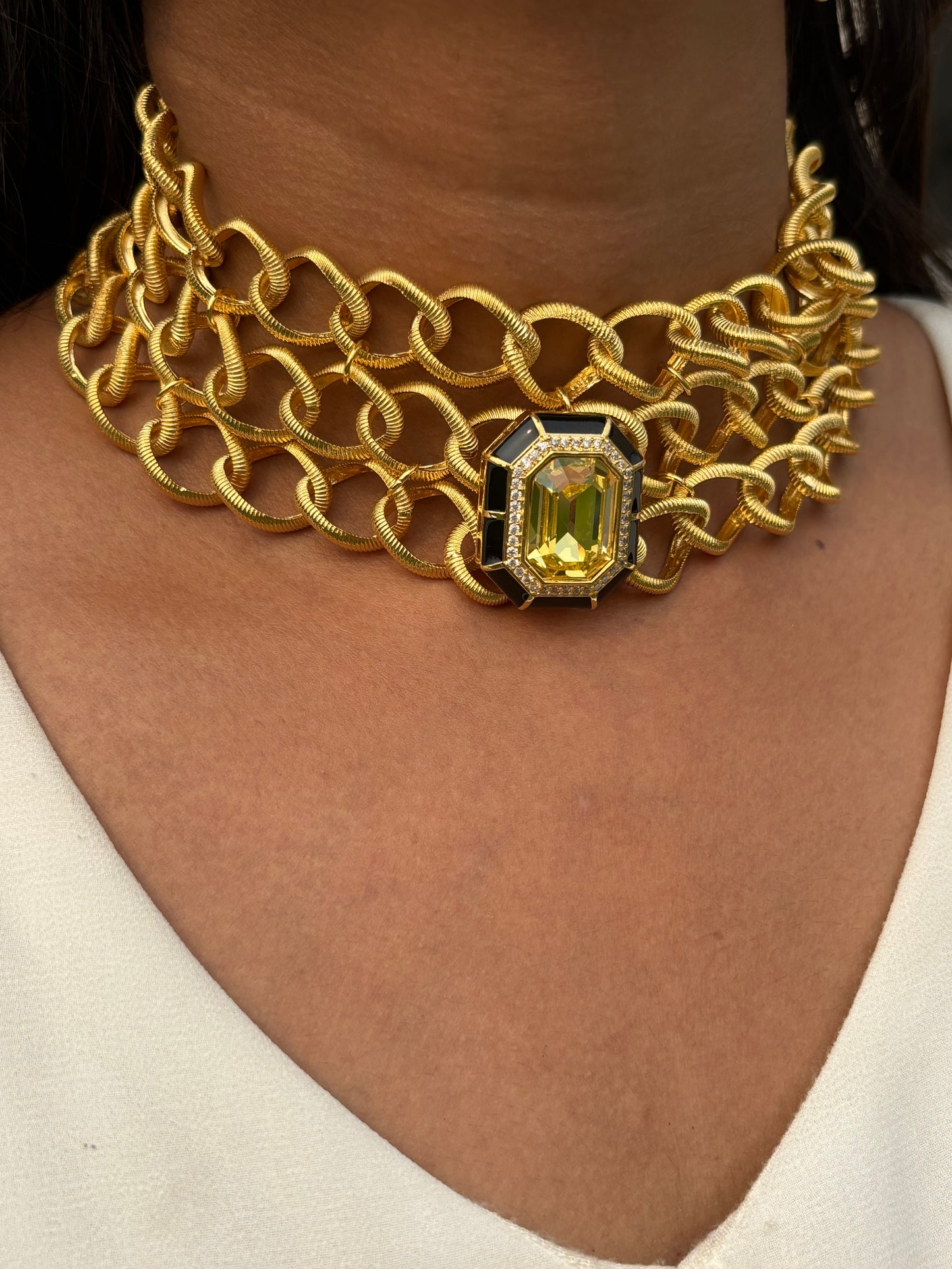 Niharika Swarovski Choker