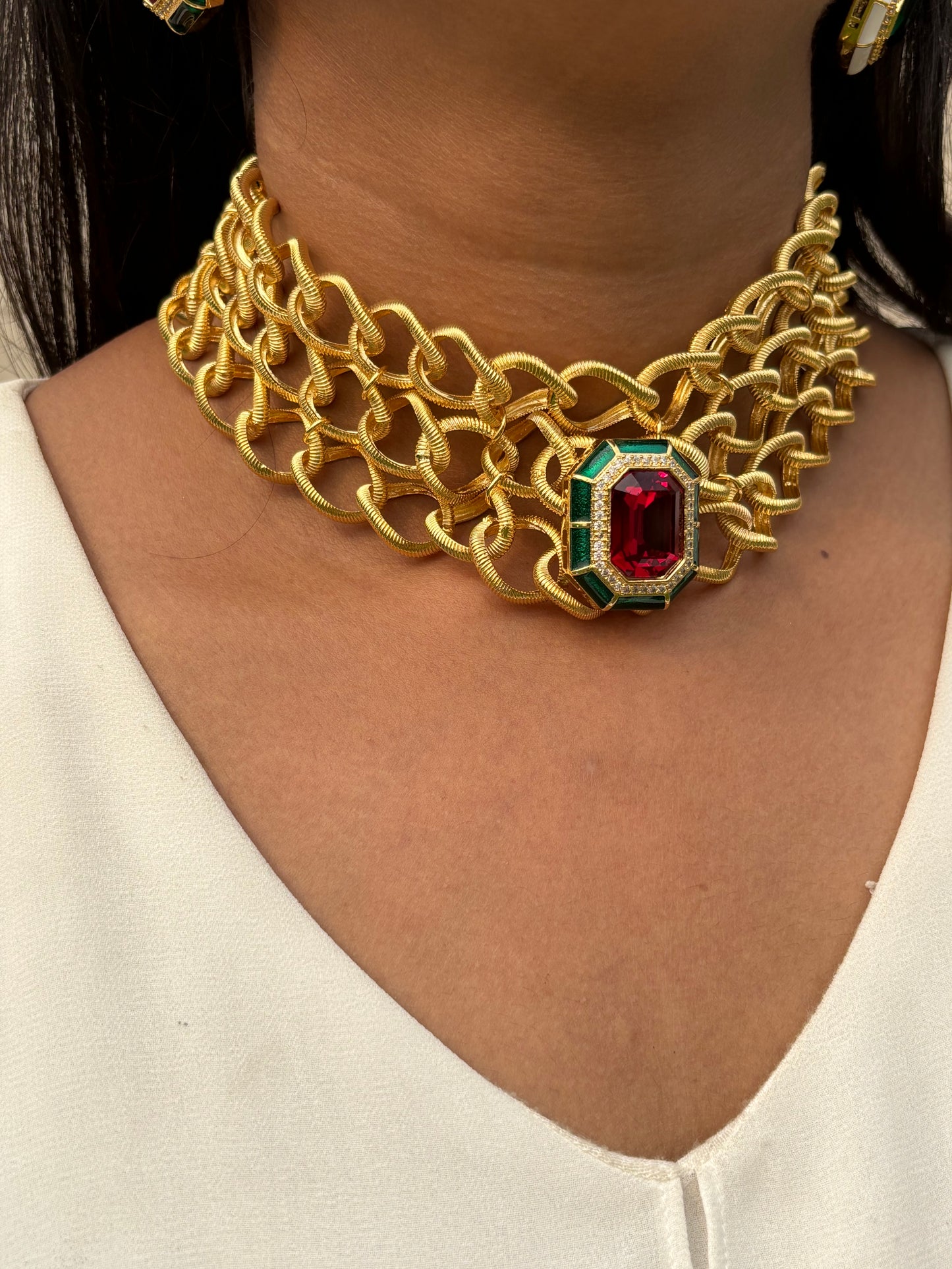 Niharika Swarovski Choker