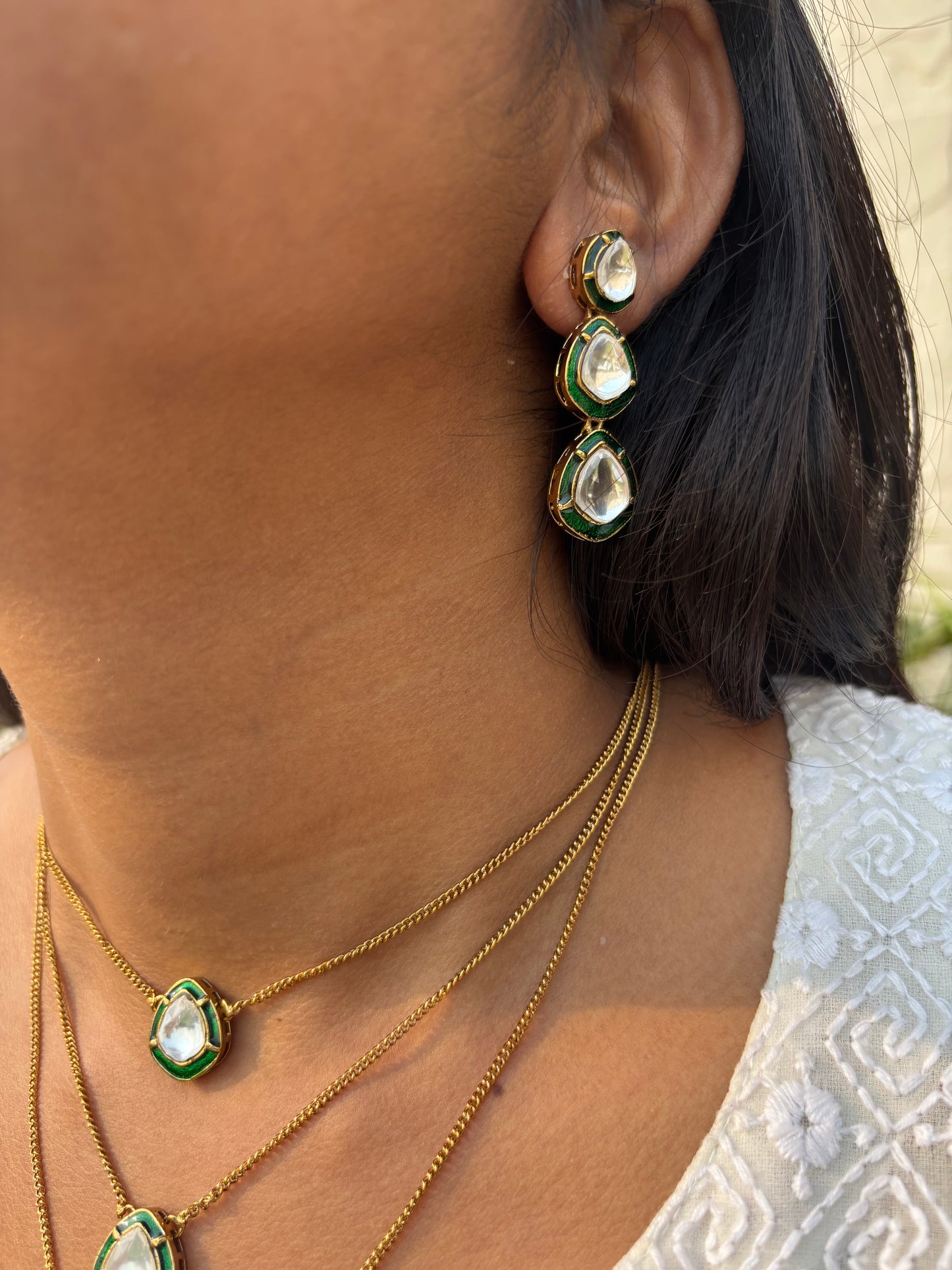 Trivayda Polki Pendant Chain Set