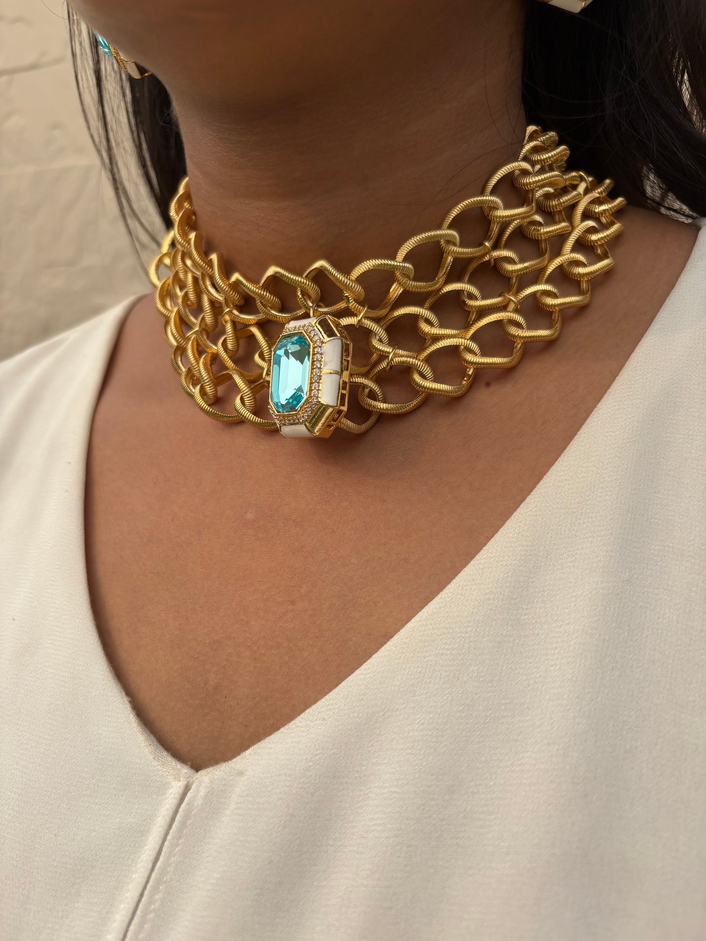 Niharika Swarovski Choker