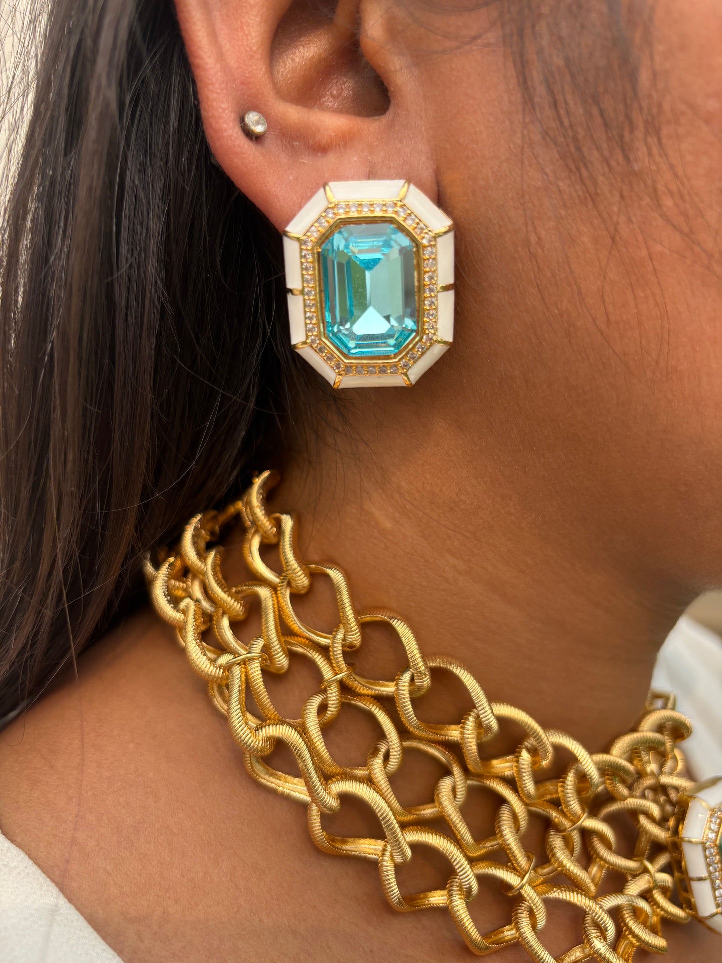 Niharika Swarovski Choker