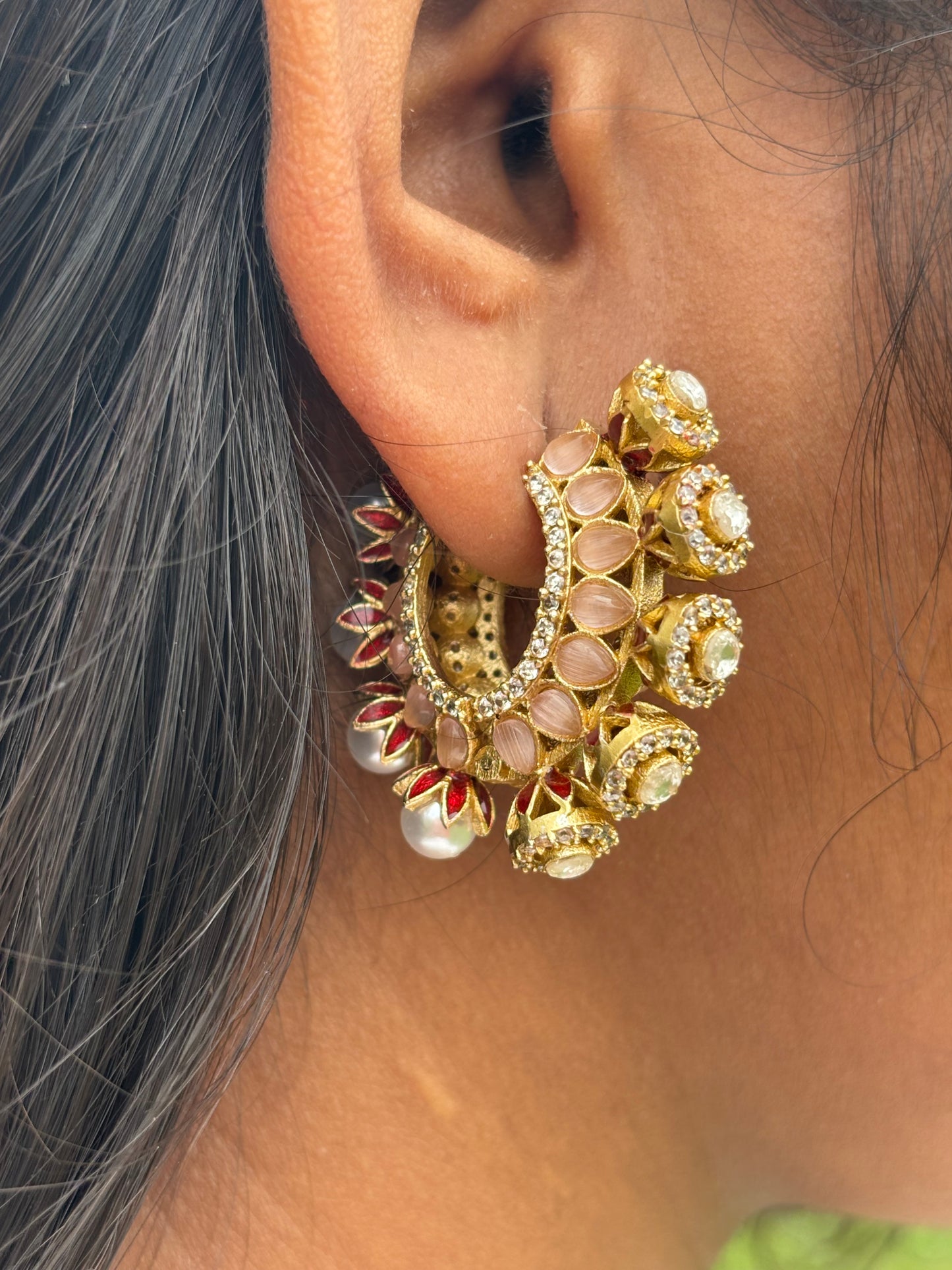 PEARL POLKI SIZA HOOPS