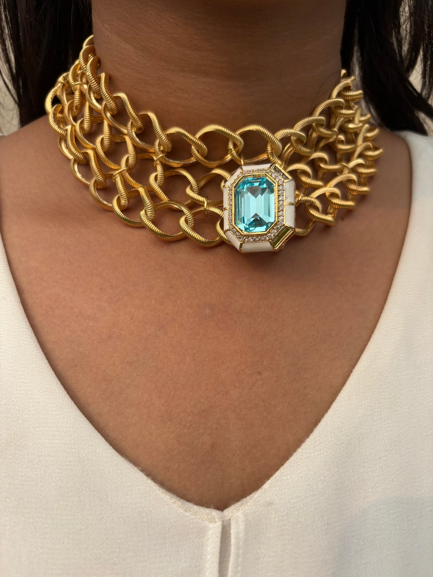 Niharika Swarovski Choker