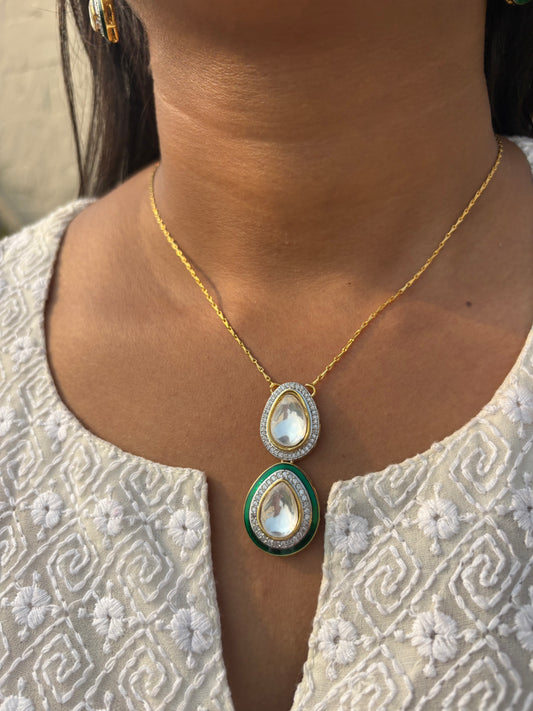Aryahi Polki Pendant Set
