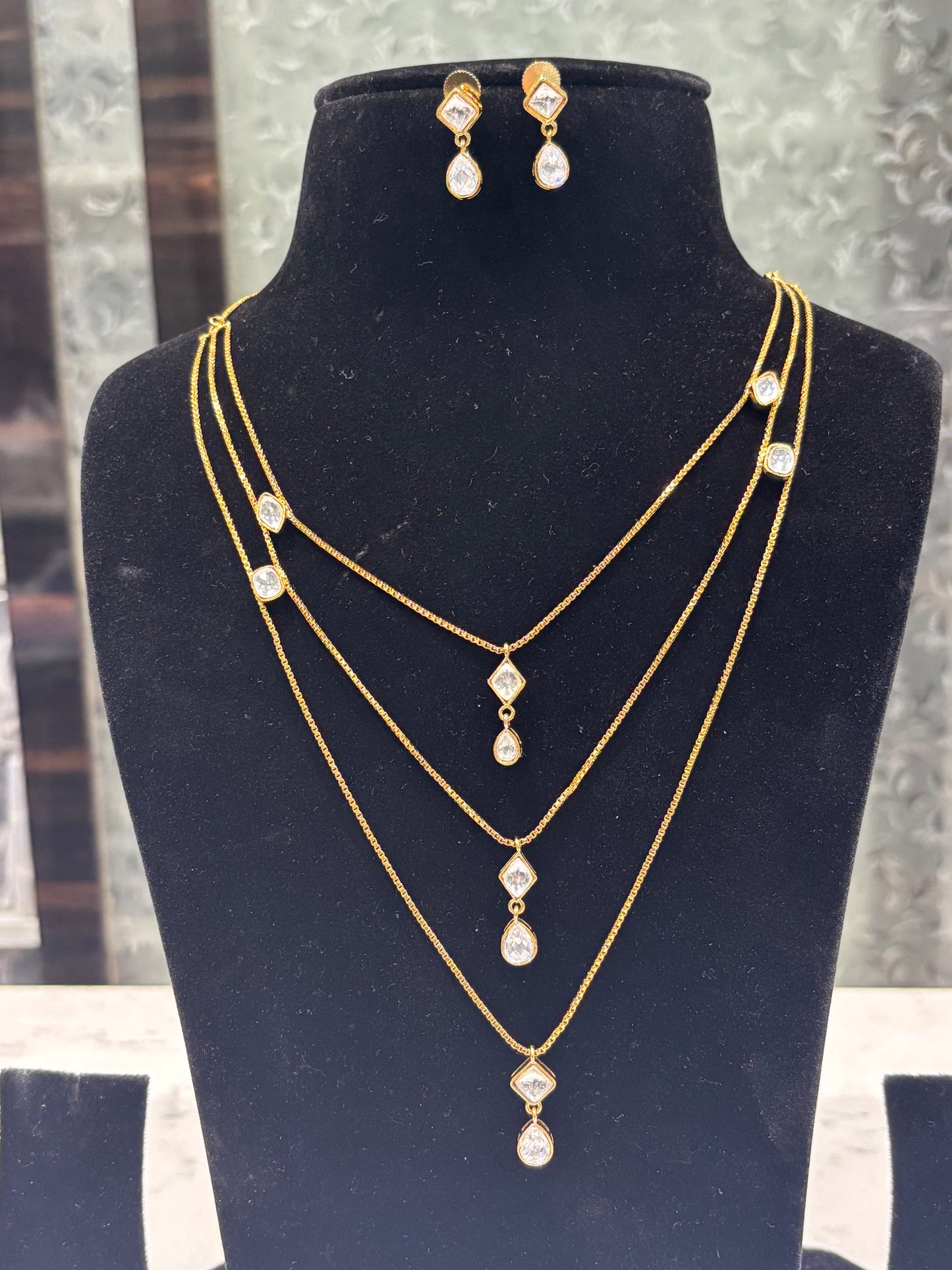Anika Minimal Necklace