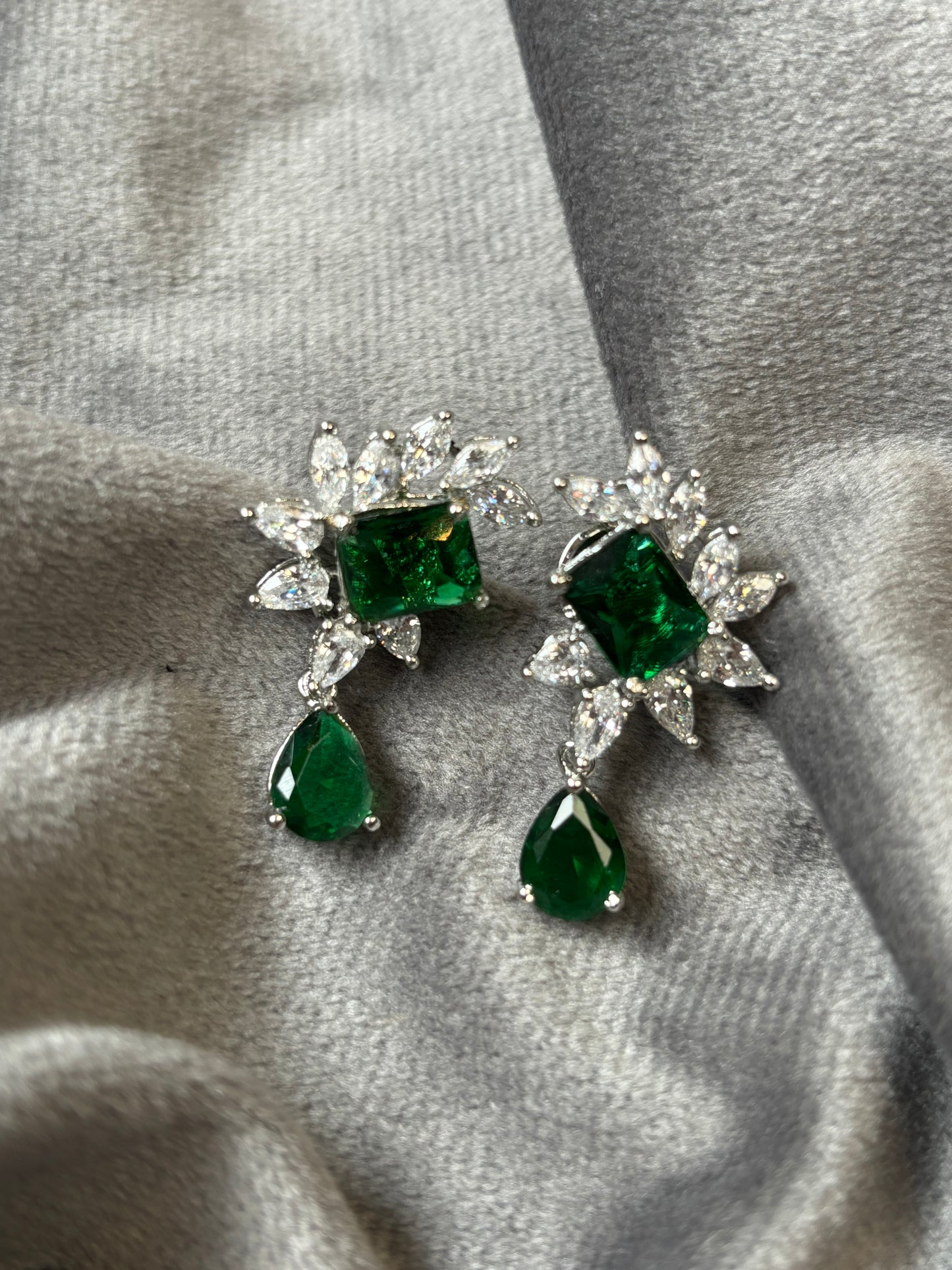 CELESTIAL GREEN  DROPS