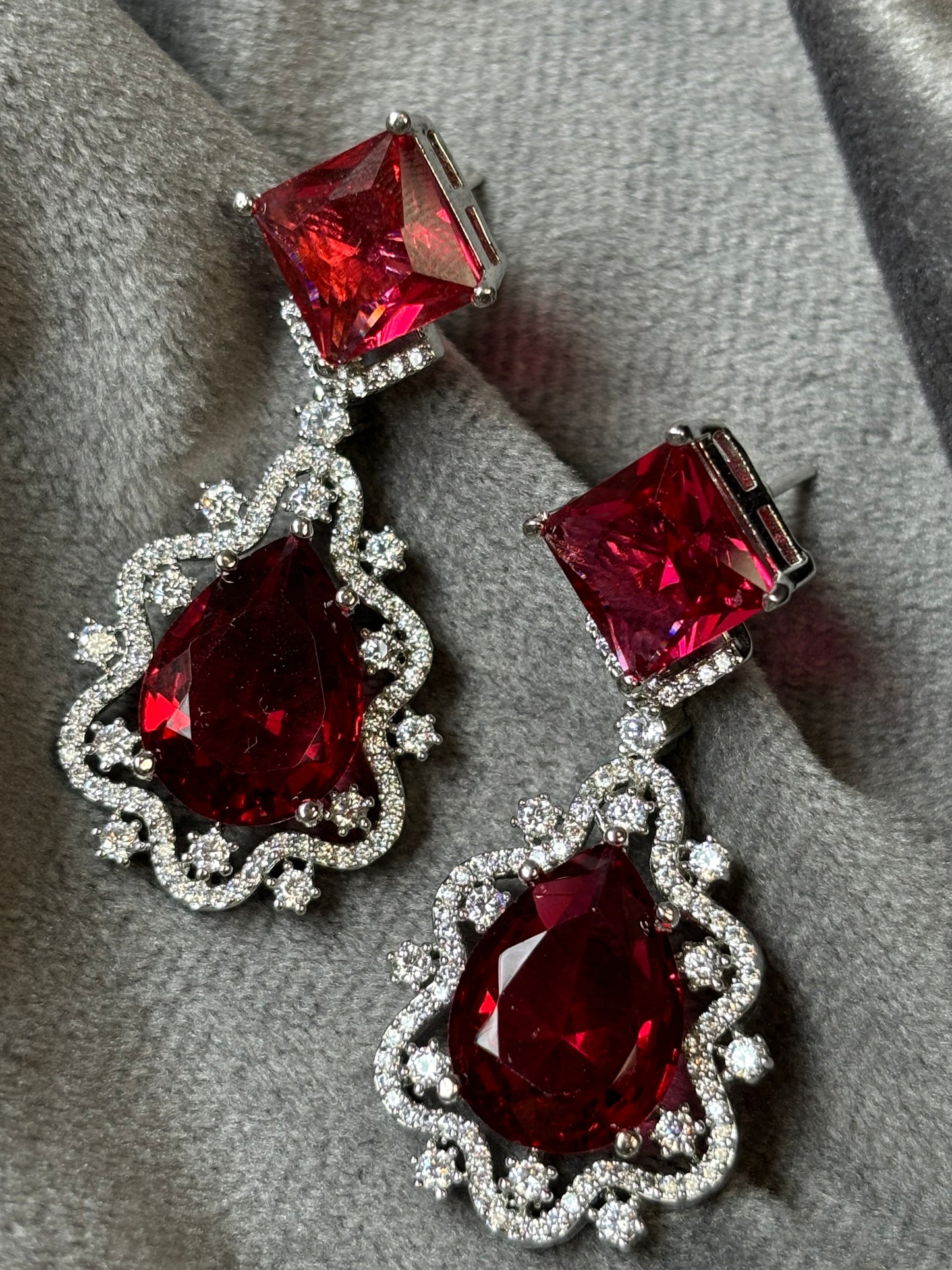 Crimson hue drop earrings