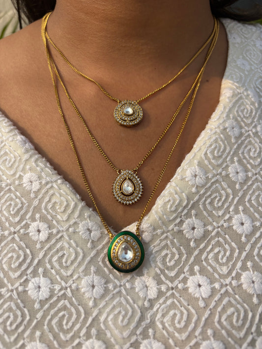Bhavya Polki Pendant Set