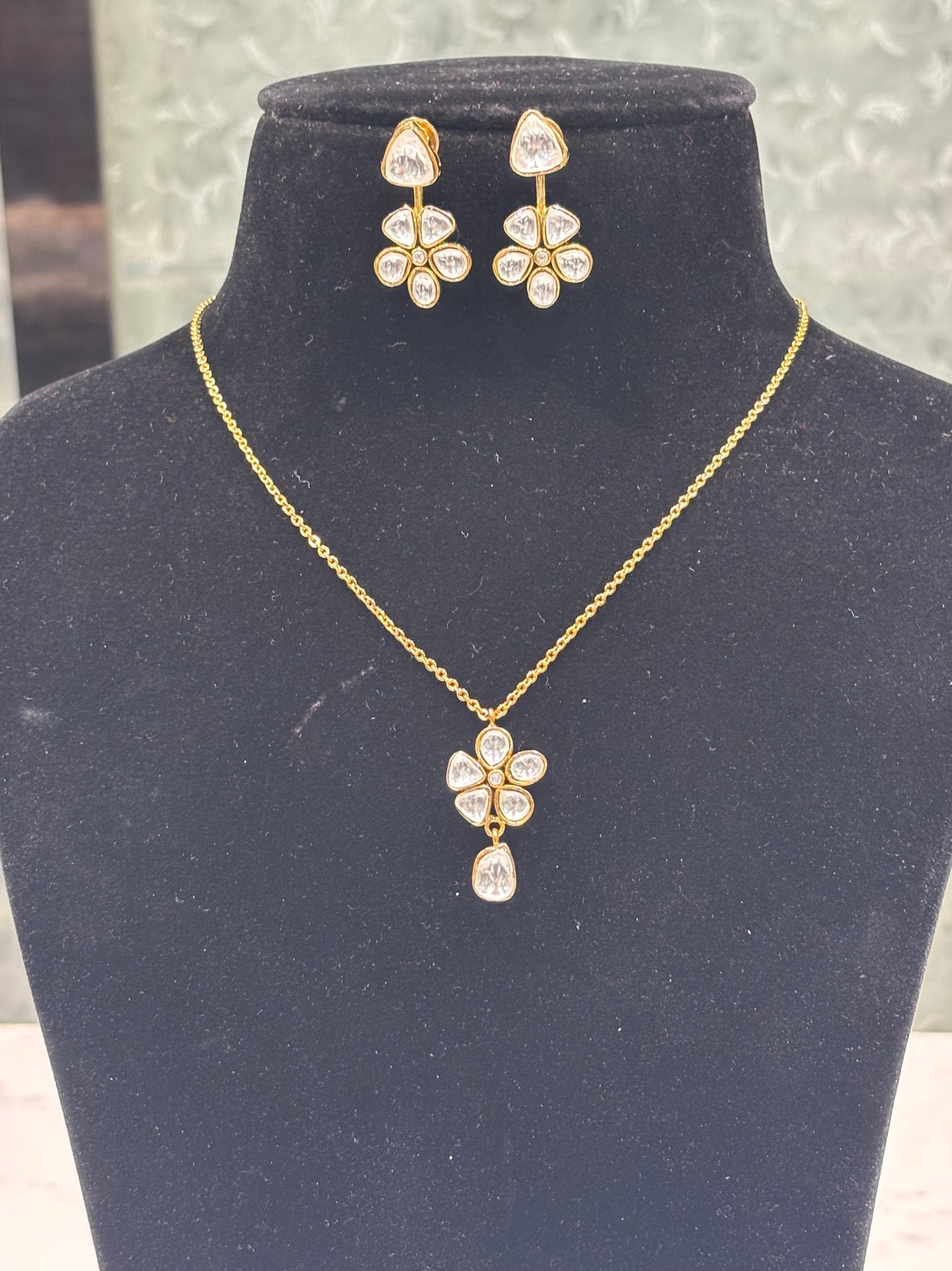 Akshara Floral Pendant