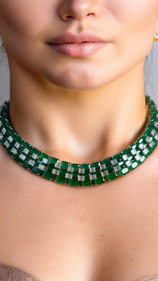 Emerald DivaLICIOUS  NECKLACE SET
