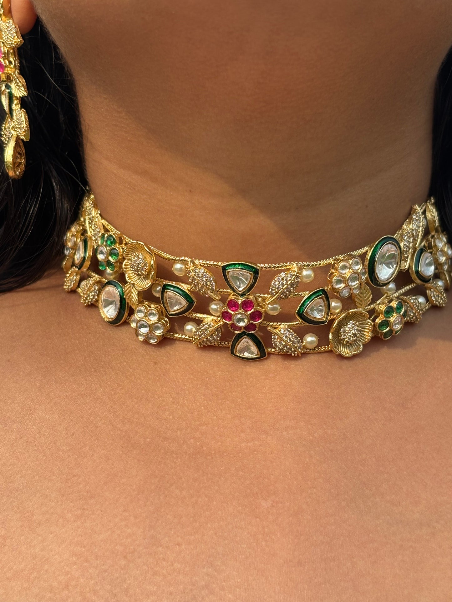 Gandhari Floral Choker
