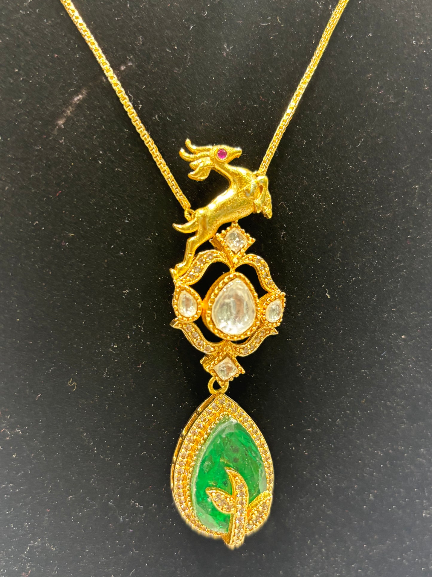 Kyra long Pendant