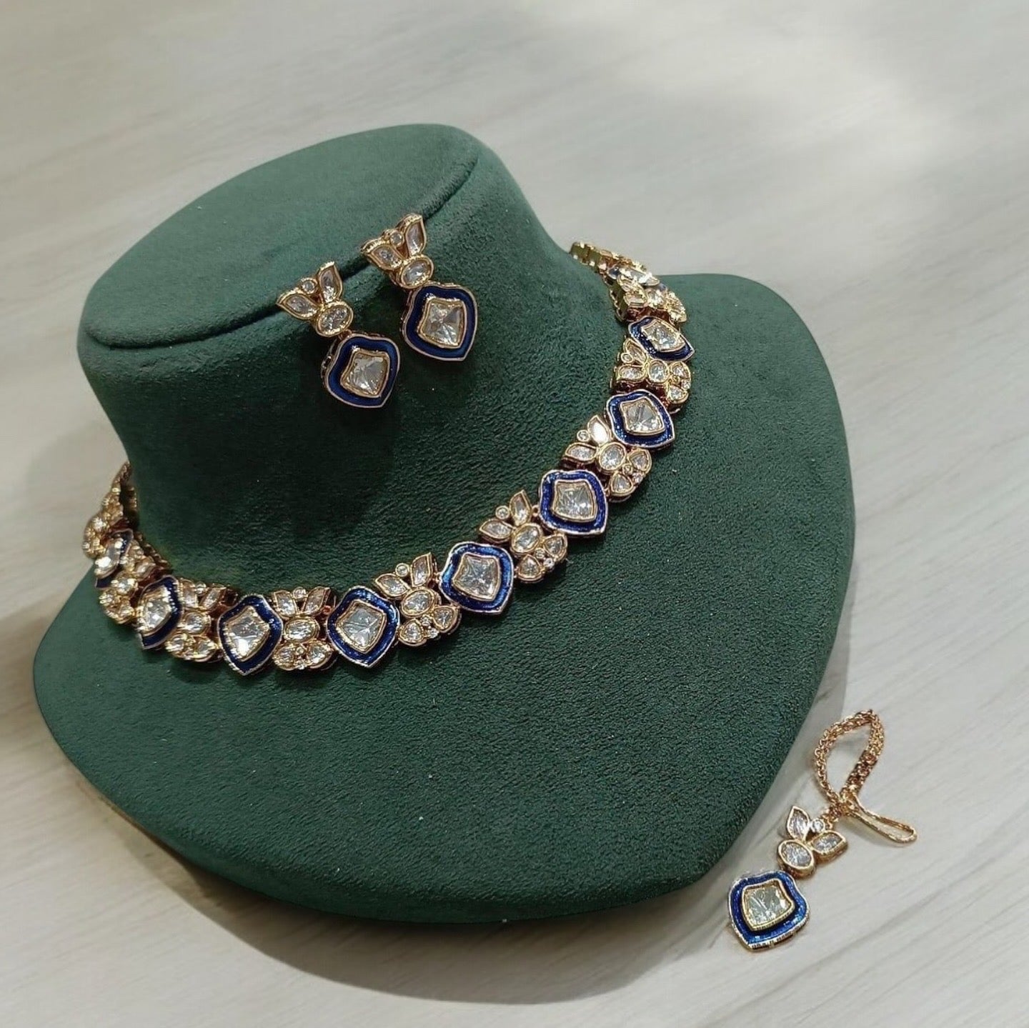 Bhavia Polki Choker