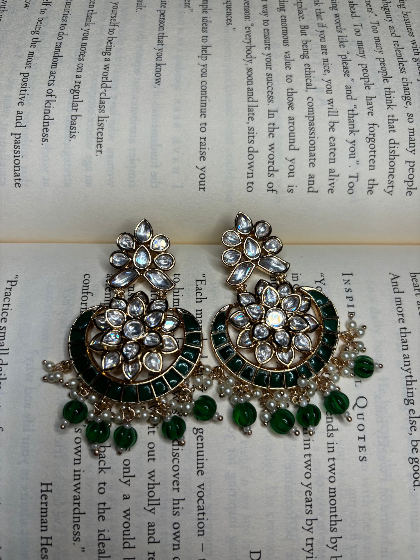 JAYA FULL BLOWN CHANDBALI