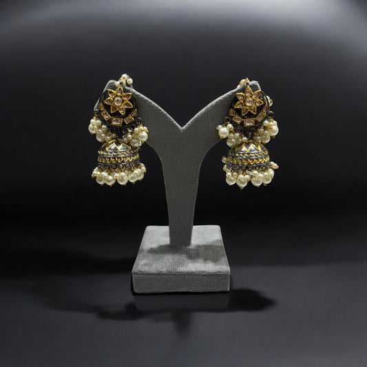 Nitee Victorian Earrings