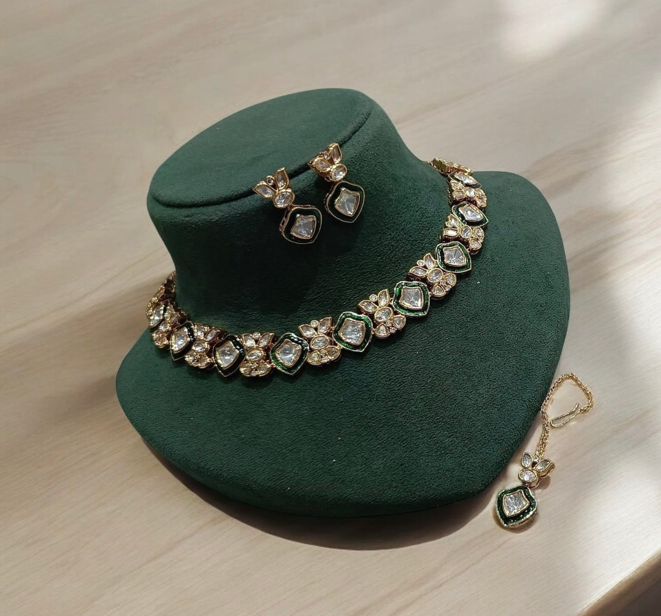 Bhavia Polki Choker